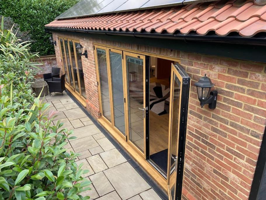 Birchanger Stansted Airport Luxury Annexe With Parking. 아파트 외부 사진